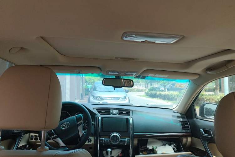 Used Toyota Reiz 2012 2.5V Fengdu Elite Stylish Edition Headliner