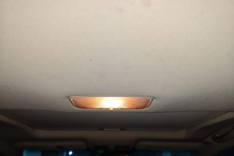 Used Toyota Reiz 2012 2.5V Fengdu Elite Stylish Edition Headliner