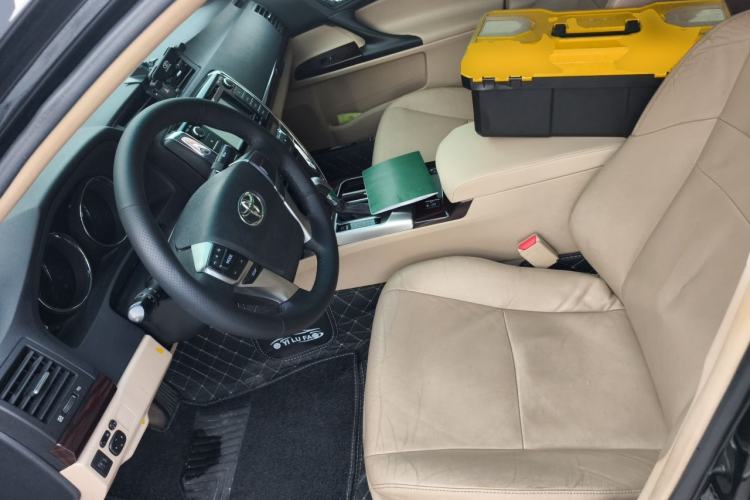 Used Toyota Reiz 2012 2.5V Fengdu Elite Stylish Edition Left Front Seat