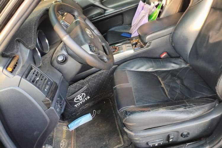 Used Toyota Reiz 2012 2.5V Fengdu Elite Stylish Edition Left Front Seat