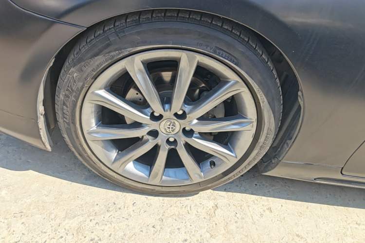 Used Toyota Reiz 2012 2.5V Fengdu Elite Stylish Edition Left Front Wheel Hub