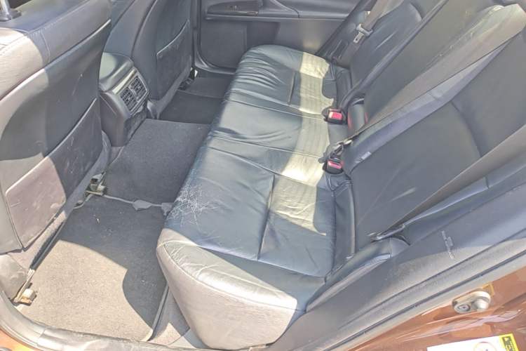 Used Toyota Reiz 2012 2.5V Fengdu Elite Stylish Edition Left Rear Seat