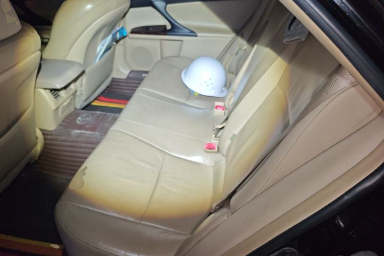 Used Toyota Reiz 2012 2.5V Fengdu Elite Stylish Edition Left Rear Seat