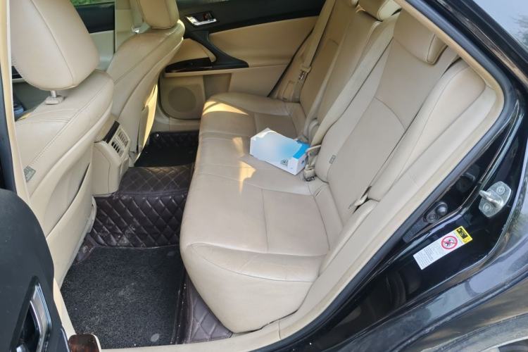 Used Toyota Reiz 2012 2.5V Fengdu Elite Stylish Edition Left Rear Seat