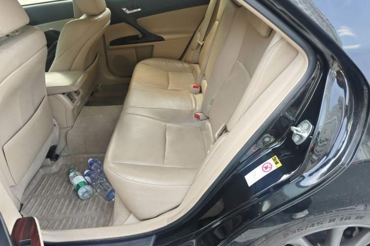 Used Toyota Reiz 2012 2.5V Fengdu Elite Stylish Edition Left Rear Seat