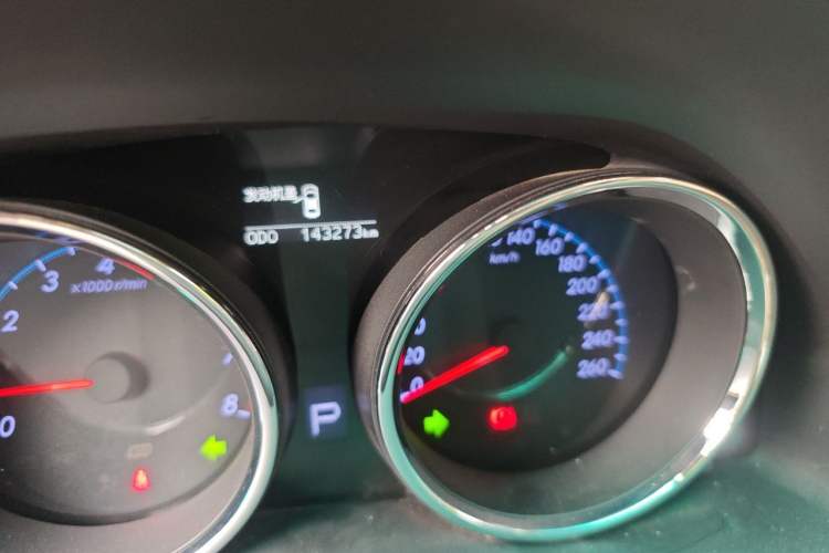 Used Toyota Reiz 2012 2.5V Fengdu Elite Stylish Edition Odometer Close Up