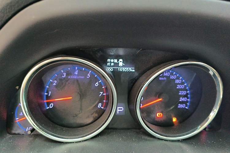 Used Toyota Reiz 2012 2.5V Fengdu Elite Stylish Edition Odometer Close Up