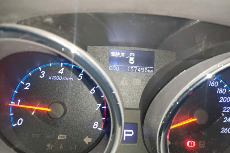 Used Toyota Reiz 2012 2.5V Fengdu Elite Stylish Edition Odometer Close Up