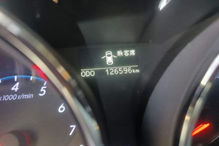 Used Toyota Reiz 2012 2.5V Fengdu Elite Stylish Edition Odometer Close Up