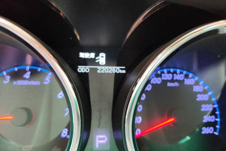 Used Toyota Reiz 2012 2.5V Fengdu Elite Stylish Edition Odometer Close Up