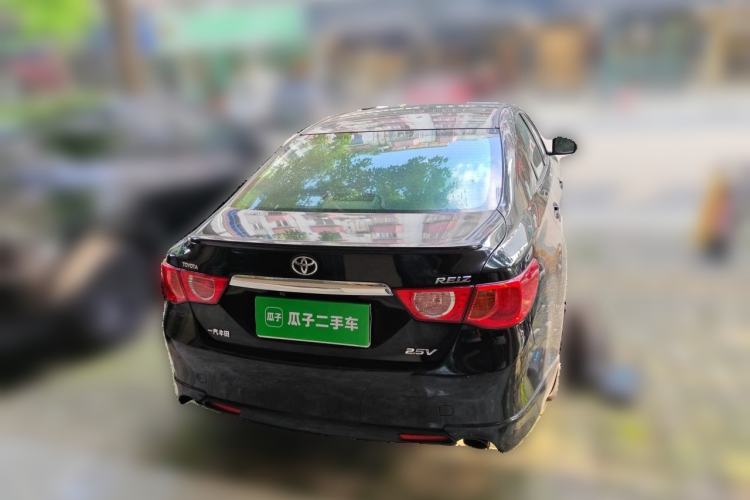 Used Toyota Reiz 2012 2.5V Fengdu Elite Stylish Edition Rear