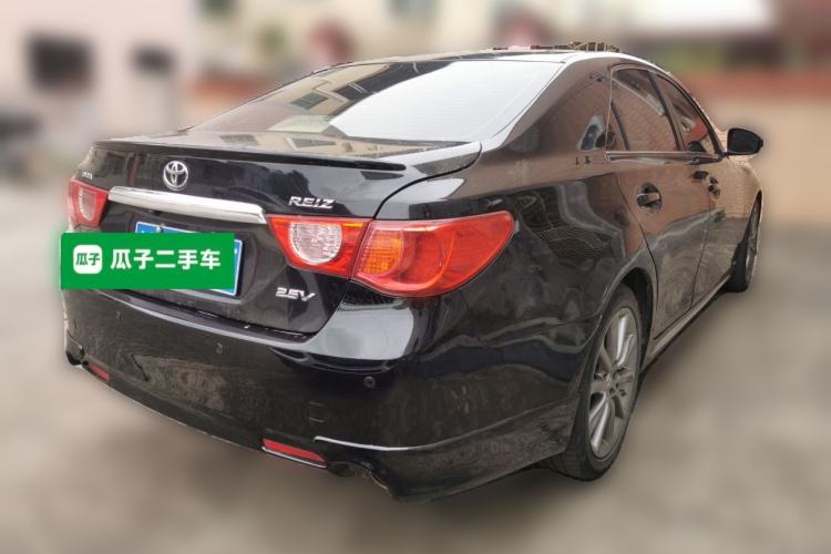 Used Toyota Reiz 2012 2.5V Fengdu Elite Stylish Edition Rear Right 45 Deg
