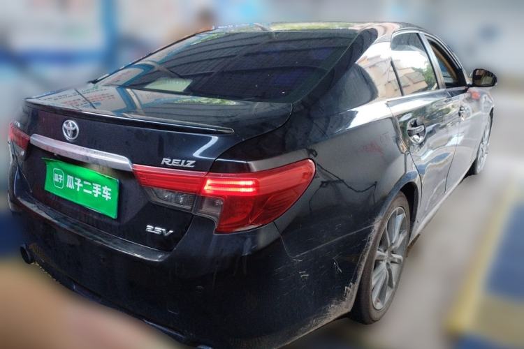 Used Toyota Reiz 2012 2.5V Fengdu Elite Stylish Edition Rear Right 45 Deg