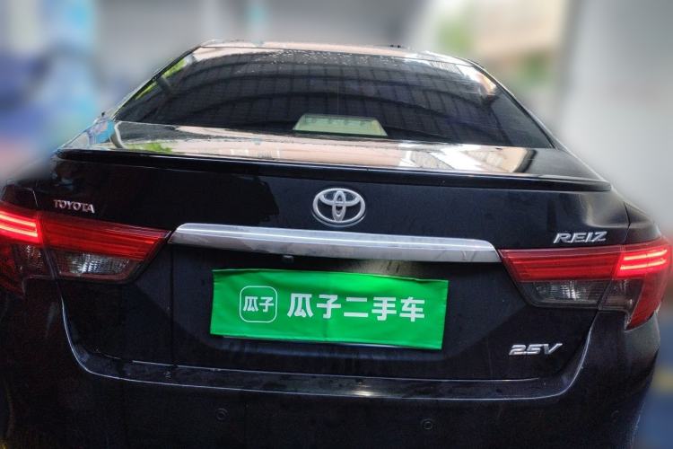 Used Toyota Reiz 2012 2.5V Fengdu Elite Stylish Edition Rear