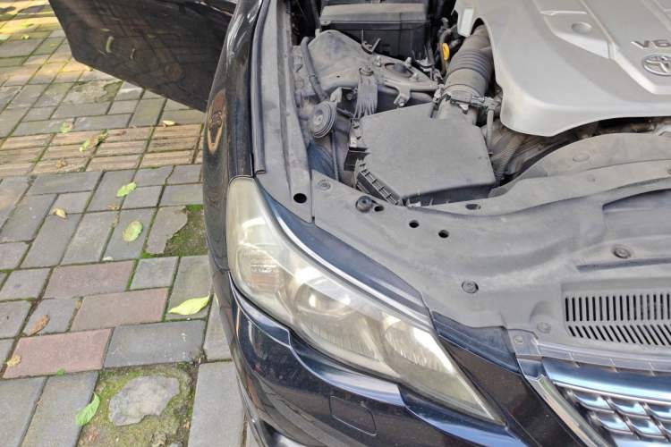 Used Toyota Reiz 2012 2.5V Fengdu Elite Stylish Edition Right Front Headlight
