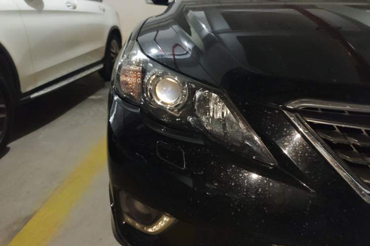 Used Toyota Reiz 2012 2.5V Fengdu Elite Stylish Edition Right Front Headlight