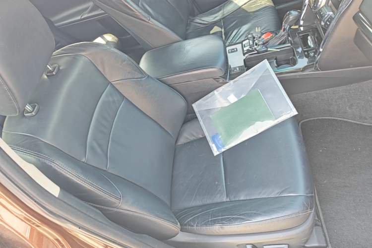 Used Toyota Reiz 2012 2.5V Fengdu Elite Stylish Edition Right Front Seat