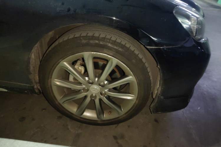 Used Toyota Reiz 2012 2.5V Fengdu Elite Stylish Edition Right Front Wheel Hub