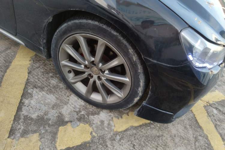 Used Toyota Reiz 2012 2.5V Fengdu Elite Stylish Edition Right Front Wheel Hub
