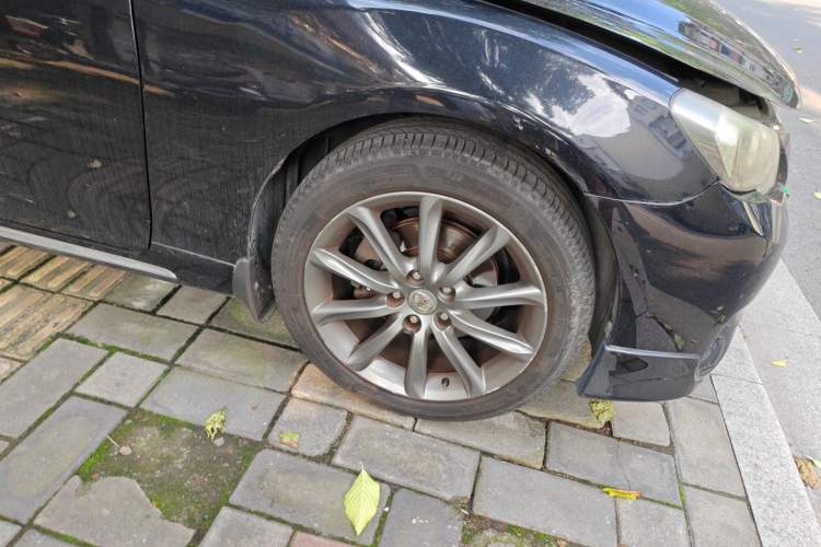 Used Toyota Reiz 2012 2.5V Fengdu Elite Stylish Edition Right Front Wheel Hub