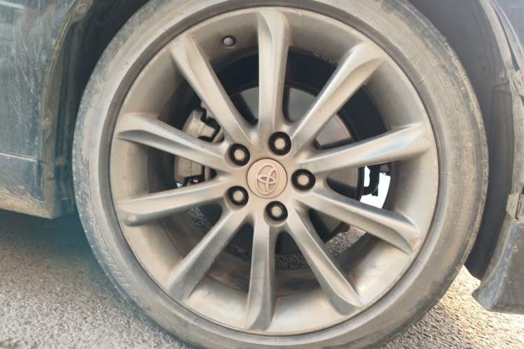 Used Toyota Reiz 2012 2.5V Fengdu Elite Stylish Edition Right Front Wheel Hub