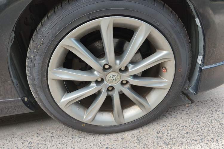 Used Toyota Reiz 2012 2.5V Fengdu Elite Stylish Edition Right Front Wheel Hub