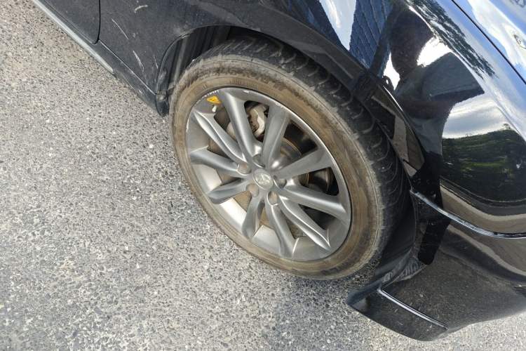 Used Toyota Reiz 2012 2.5V Fengdu Elite Stylish Edition Right Front Wheel Hub