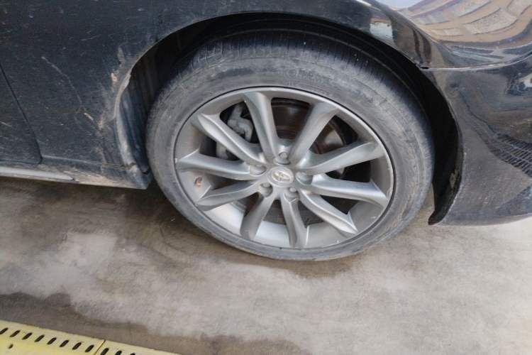 Used Toyota Reiz 2012 2.5V Fengdu Elite Stylish Edition Right Front Wheel Hub