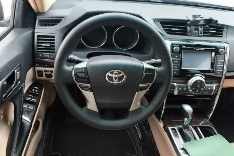 Used Toyota Reiz 2012 2.5V Fengdu Elite Stylish Edition Steering Wheel