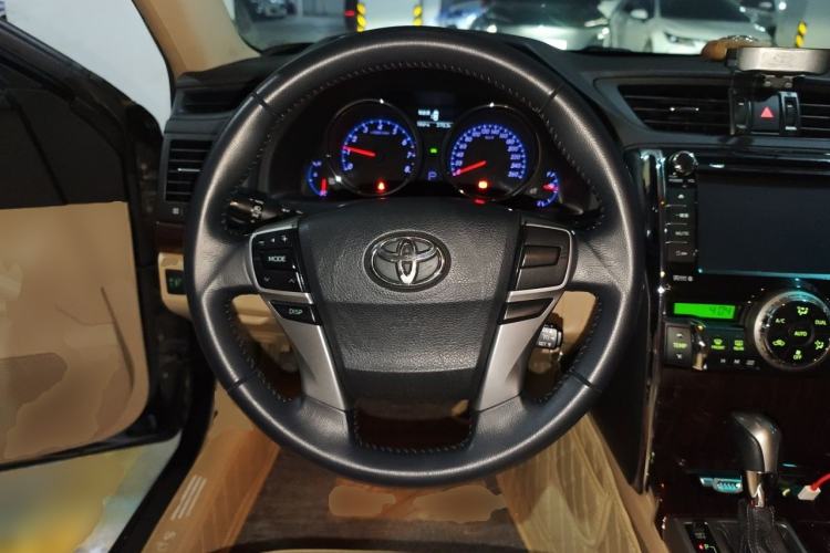 Used Toyota Reiz 2012 2.5V Fengdu Elite Stylish Edition Steering Wheel