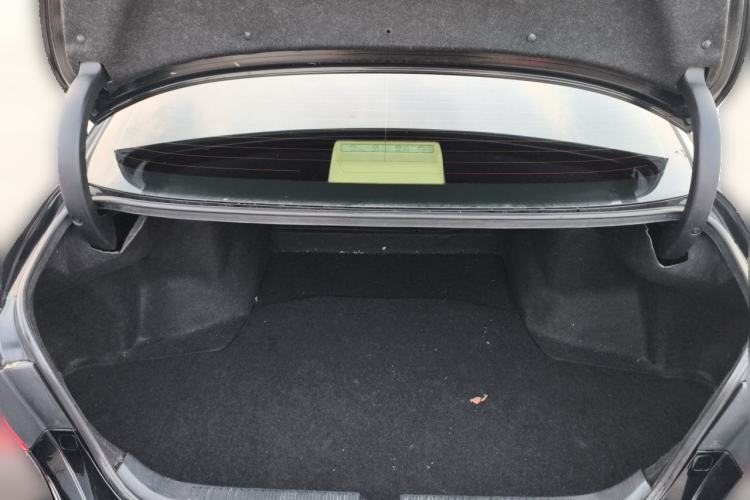 Used Toyota Reiz 2012 2.5V Fengdu Elite Stylish Edition Trunk