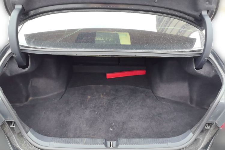Used Toyota Reiz 2012 2.5V Fengdu Elite Stylish Edition Trunk