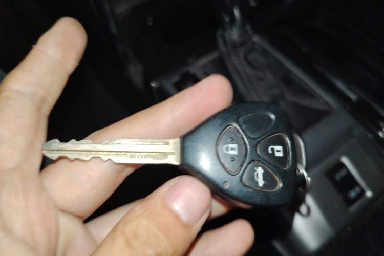 Used Toyota Reiz 2012 2.5V Fengdu Elite Stylish Edition Vehicle Key