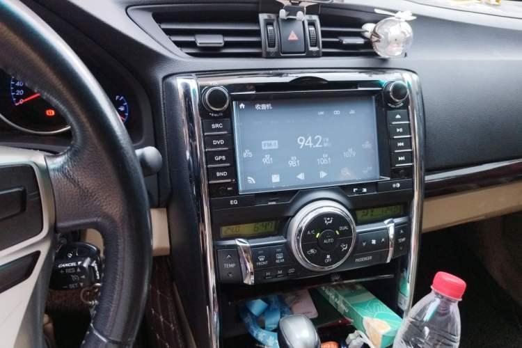 Used Toyota Reiz 2012 2.5V Fengdu Elite Stylish Edition Audio And AC Panel