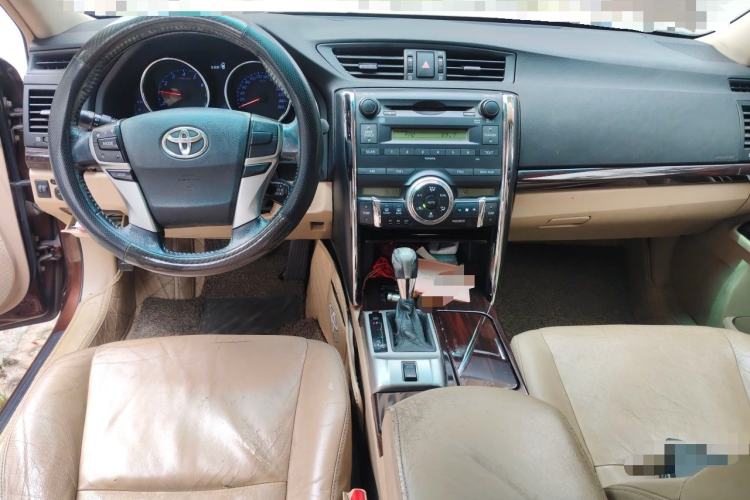 Used Toyota Reiz 2012 2.5V Fengdu Elite Stylish Edition Center Console