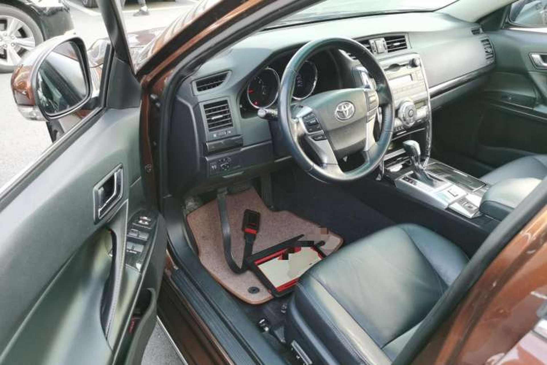 Used Toyota Reiz 2012 2.5V Fengdu Elite Stylish Edition Driver Seat