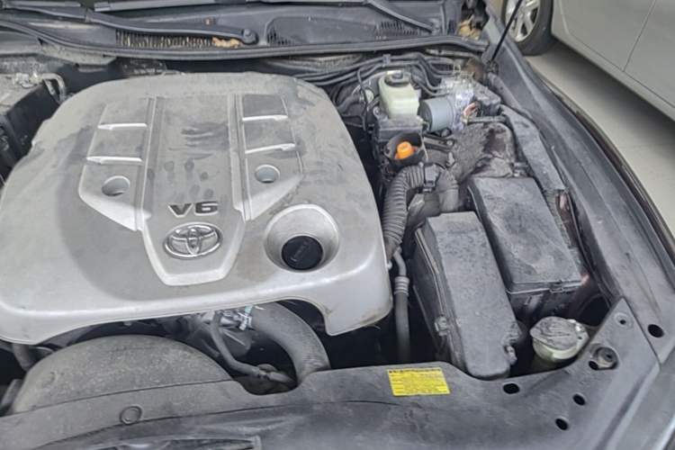 Used Toyota Reiz 2012 2.5V Fengdu Elite Stylish Edition Engine Bay Left