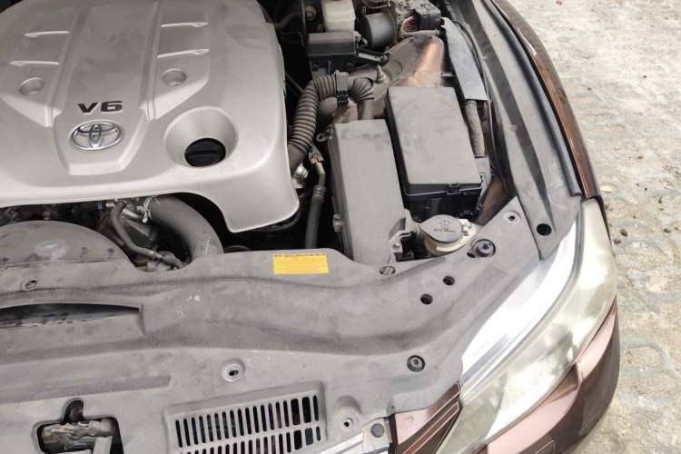 Used Toyota Reiz 2012 2.5V Fengdu Elite Stylish Edition Engine Bay Left