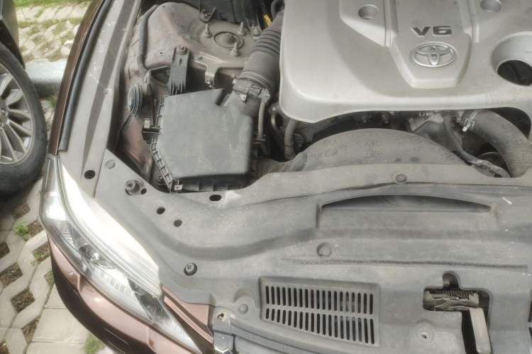 Used Toyota Reiz 2012 2.5V Fengdu Elite Stylish Edition Engine Bay Right