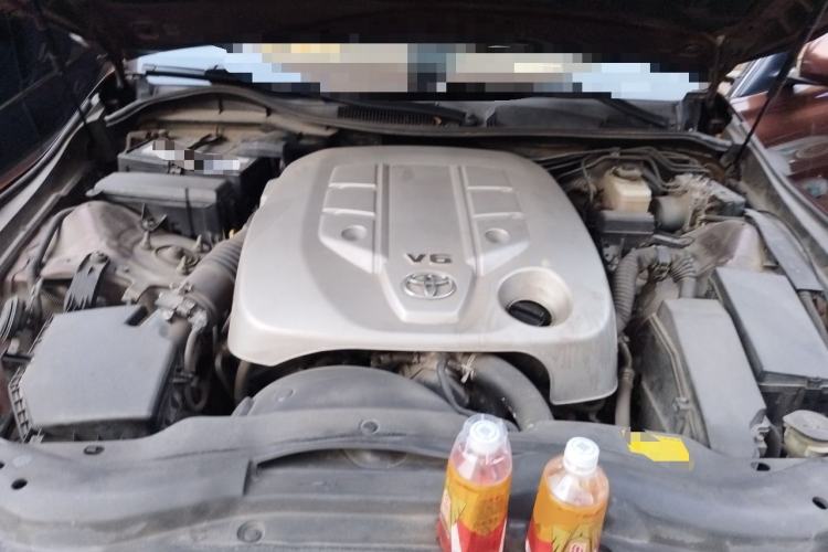 Used Toyota Reiz 2012 2.5V Fengdu Elite Stylish Edition Engine Bay
