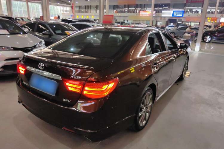 Used Toyota Reiz 2012 2.5V Fengdu Elite Stylish Edition Exterior 3