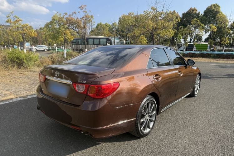 Used Toyota Reiz 2012 2.5V Fengdu Elite Stylish Edition Exterior 5