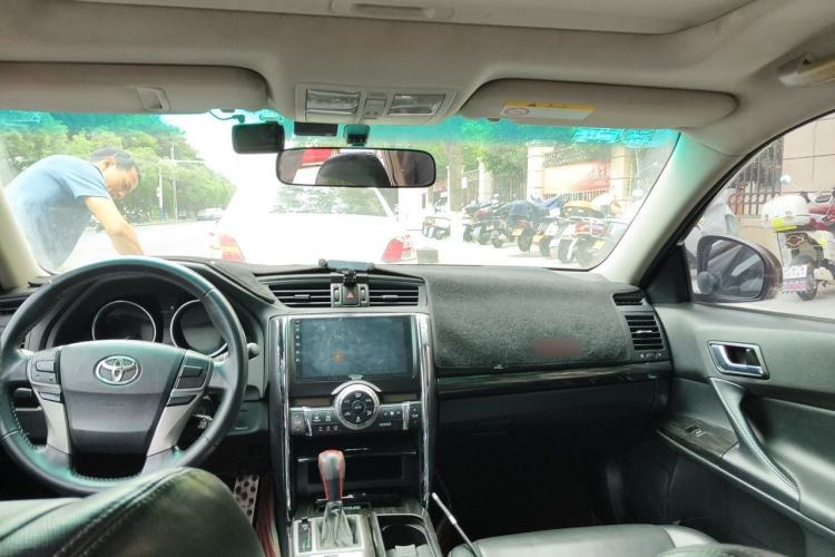 Used Toyota Reiz 2012 2.5V Fengdu Elite Stylish Edition Headliner