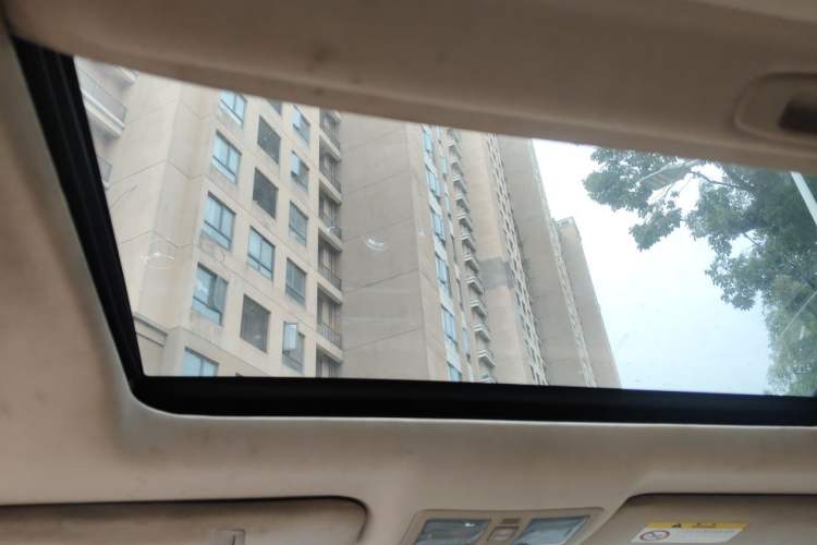 Used Toyota Reiz 2012 2.5V Fengdu Elite Stylish Edition Headliner