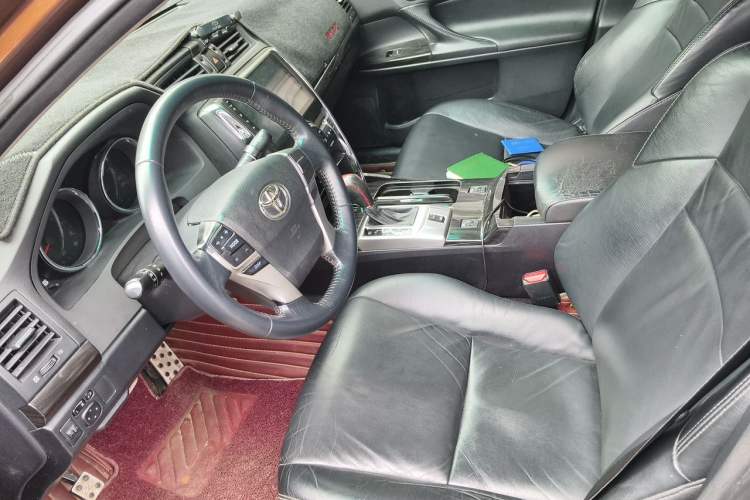 Used Toyota Reiz 2012 2.5V Fengdu Elite Stylish Edition Left Front Seat
