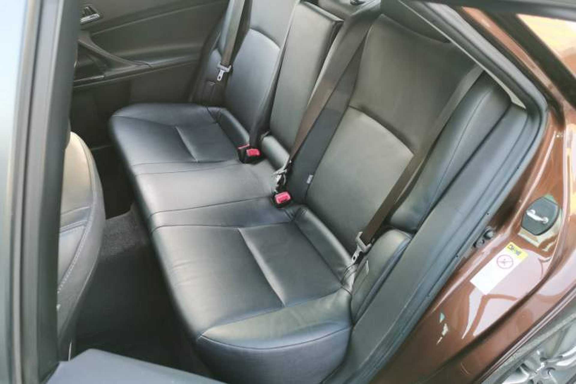 Used Toyota Reiz 2012 2.5V Fengdu Elite Stylish Edition Left Rear Seat