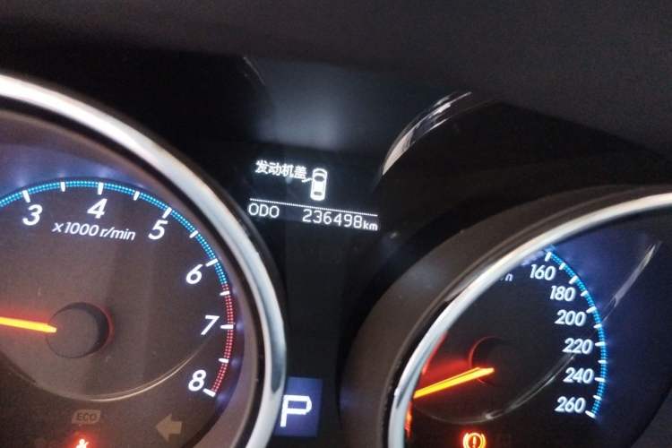 Used Toyota Reiz 2012 2.5V Fengdu Elite Stylish Edition Odometer Close Up