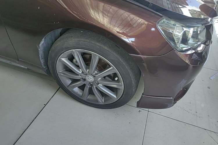 Used Toyota Reiz 2012 2.5V Fengdu Elite Stylish Edition Right Front Wheel Hub