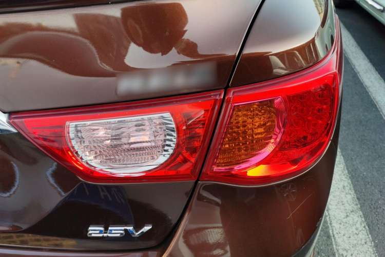 Used Toyota Reiz 2012 2.5V Fengdu Elite Stylish Edition Right Rear Taillight