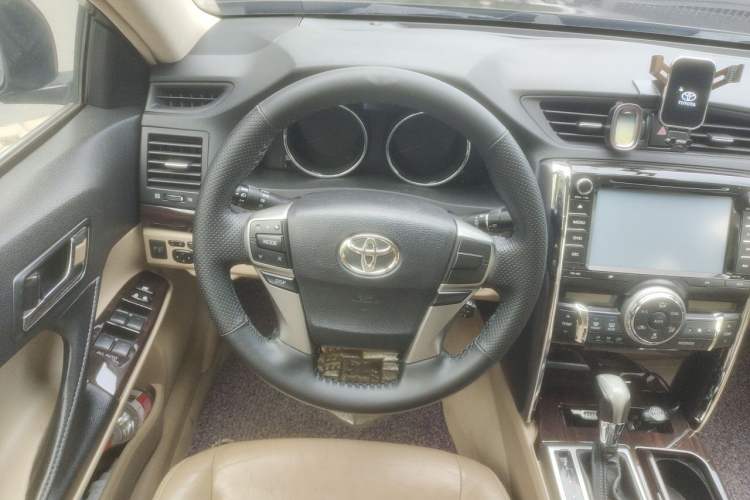 Used Toyota Reiz 2012 2.5V Fengdu Elite Stylish Edition Steering Wheel